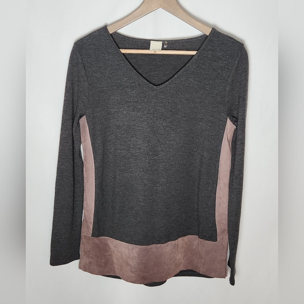 Ecru Women's Leather Trimmed Top Long Sleeve Gray/Mauve Size Small
